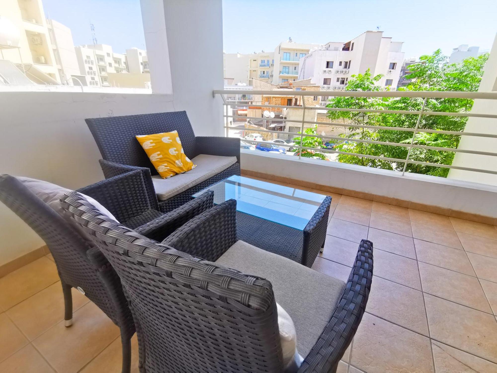 Promenade Breeze City Apartment Larnaca Exterior foto